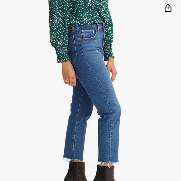 Levi’s 501 Original Cropped Jean - Picture 10 of 10